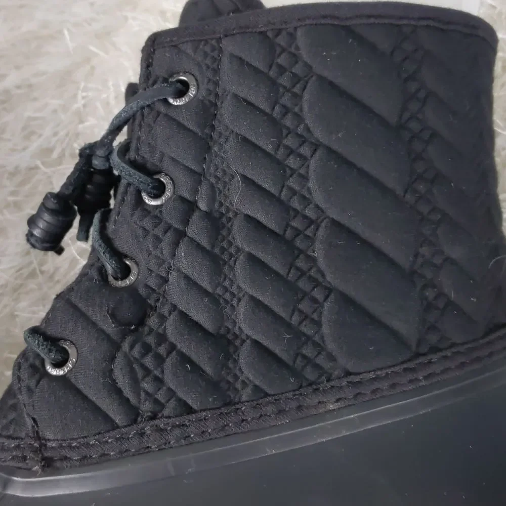 Sperry Black Quilted Duck Boots - Picture 4 of 10